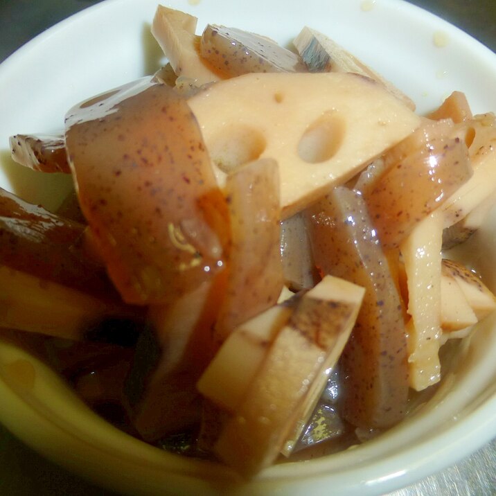 レンジで！レンコンとこんにゃくの煮物